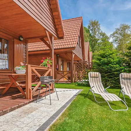 Vakantiehuis 2 Bedroom Gorgeous Home In Dabki, Bobolin *